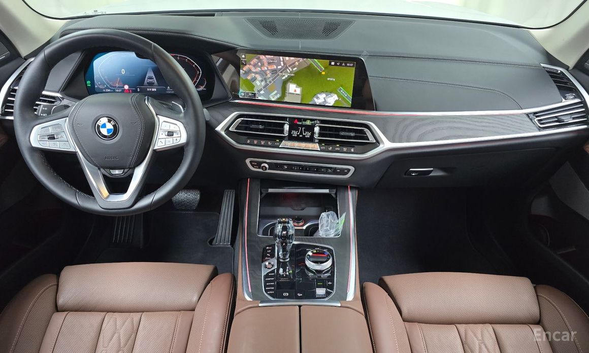 2022 BMW X7 I (G07) xDrive 40i Design Pure Excellence 7-Seater с пробегом 15 872 км