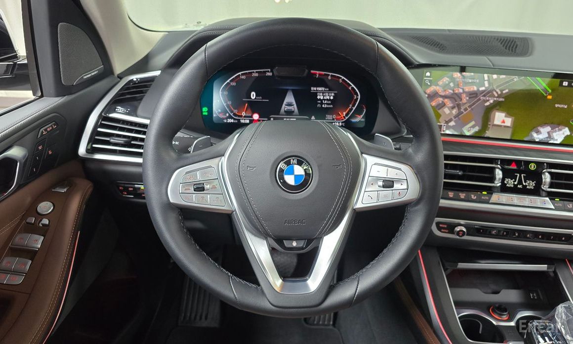 2022 BMW X7 I (G07) xDrive 40i Design Pure Excellence 7-Seater с пробегом 15 872 км