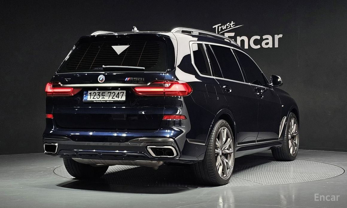2022 BMW X7 I (G07) M50i 6STR с пробегом 32 640 км