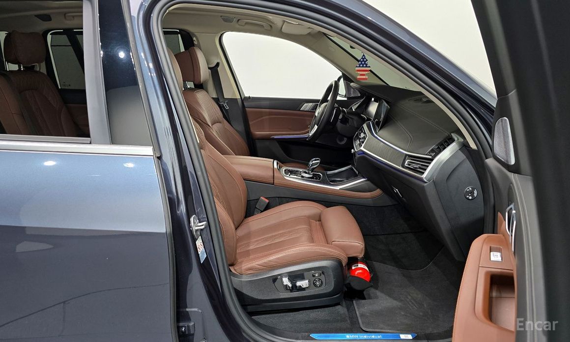 2022 BMW X7 I (G07) xDrive 40d Design Pure Excellence 7-Seater с пробегом 36 982 км