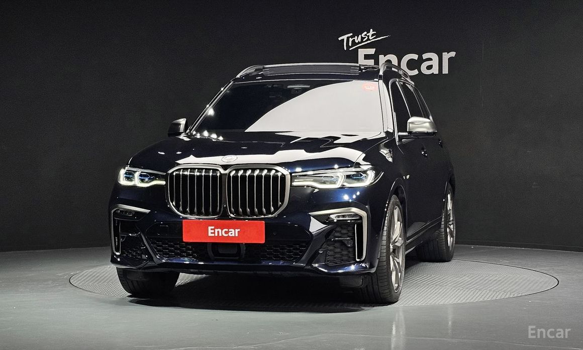 2022 BMW X7 I (G07) M50i 6STR с пробегом 32 640 км
