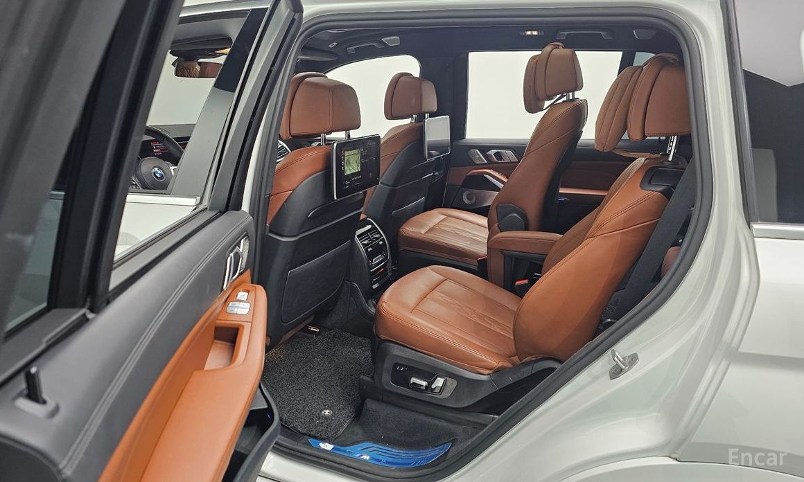 2022 BMW X7 I (G07) xDrive 40d M Sport 6STR с пробегом 46 183 км