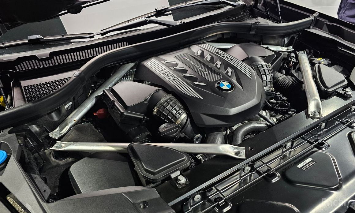 2022 BMW X7 I (G07) M50i 6STR с пробегом 32 640 км