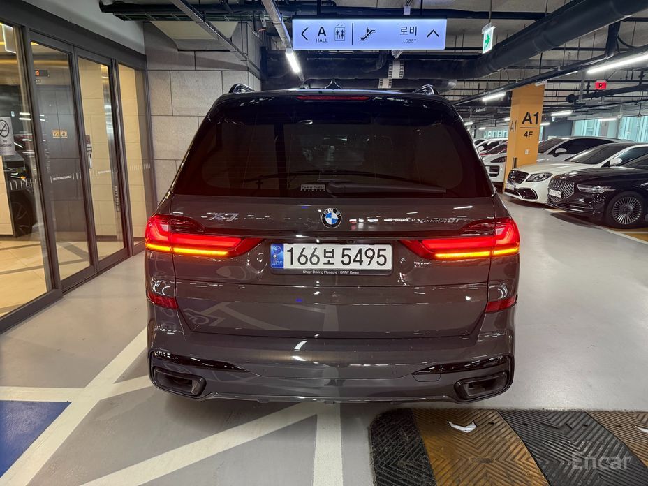 2022 BMW X7 I (G07) xDrive 40i M Sport Online Exclusive Edition 6 Seater с пробегом 23 616 км