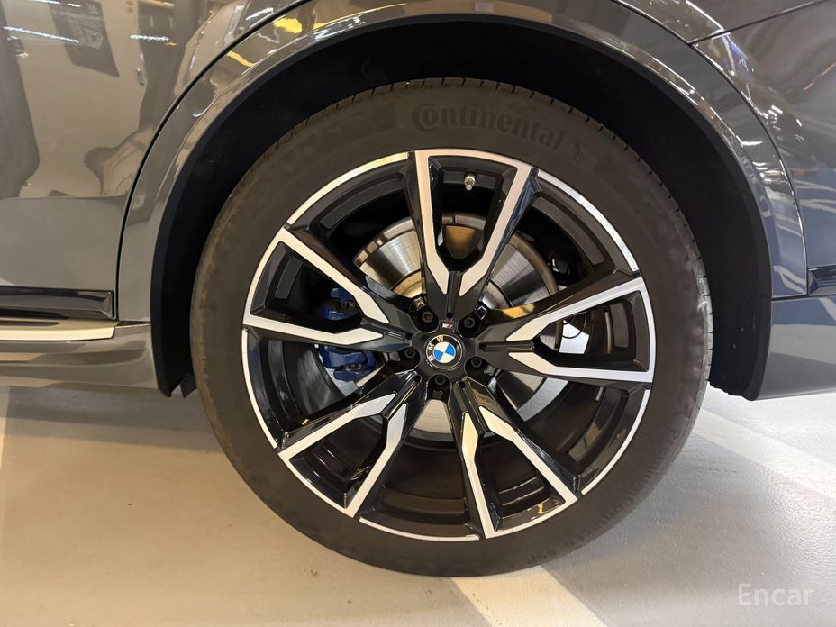 2022 BMW X7 I (G07) xDrive 40i M Sport Online Exclusive Edition 6 Seater с пробегом 23 616 км