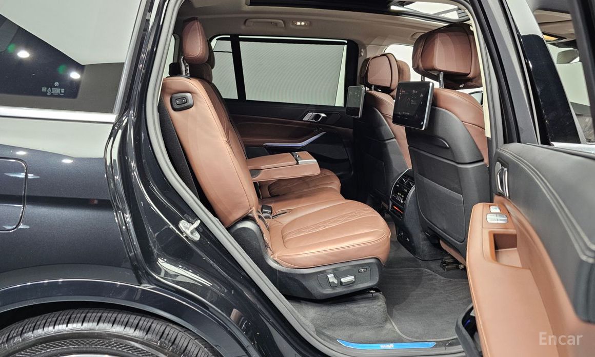 2022 BMW X7 I (G07) xDrive 40d Design Pure Excellence 7-Seater с пробегом 50 908 км