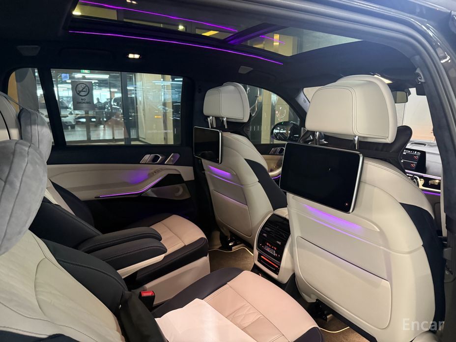 2022 BMW X7 I (G07) xDrive 40i M Sport Online Exclusive Edition 6 Seater с пробегом 23 616 км
