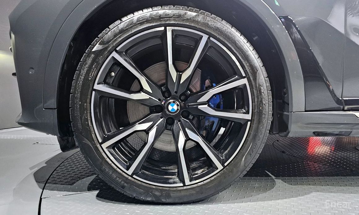 2022 BMW X7 I (G07) xDrive 40i M Sport Online Exclusive Edition 6 Seater с пробегом 37 669 км