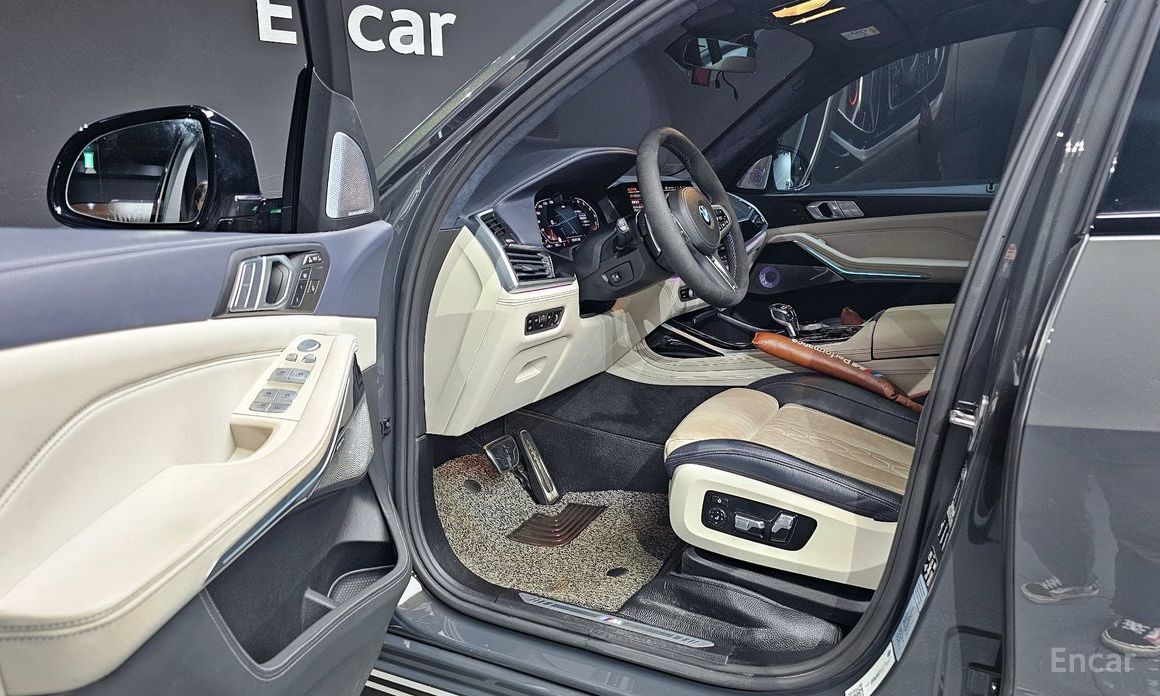 2022 BMW X7 I (G07) xDrive 40i M Sport Online Exclusive Edition 6 Seater с пробегом 37 669 км