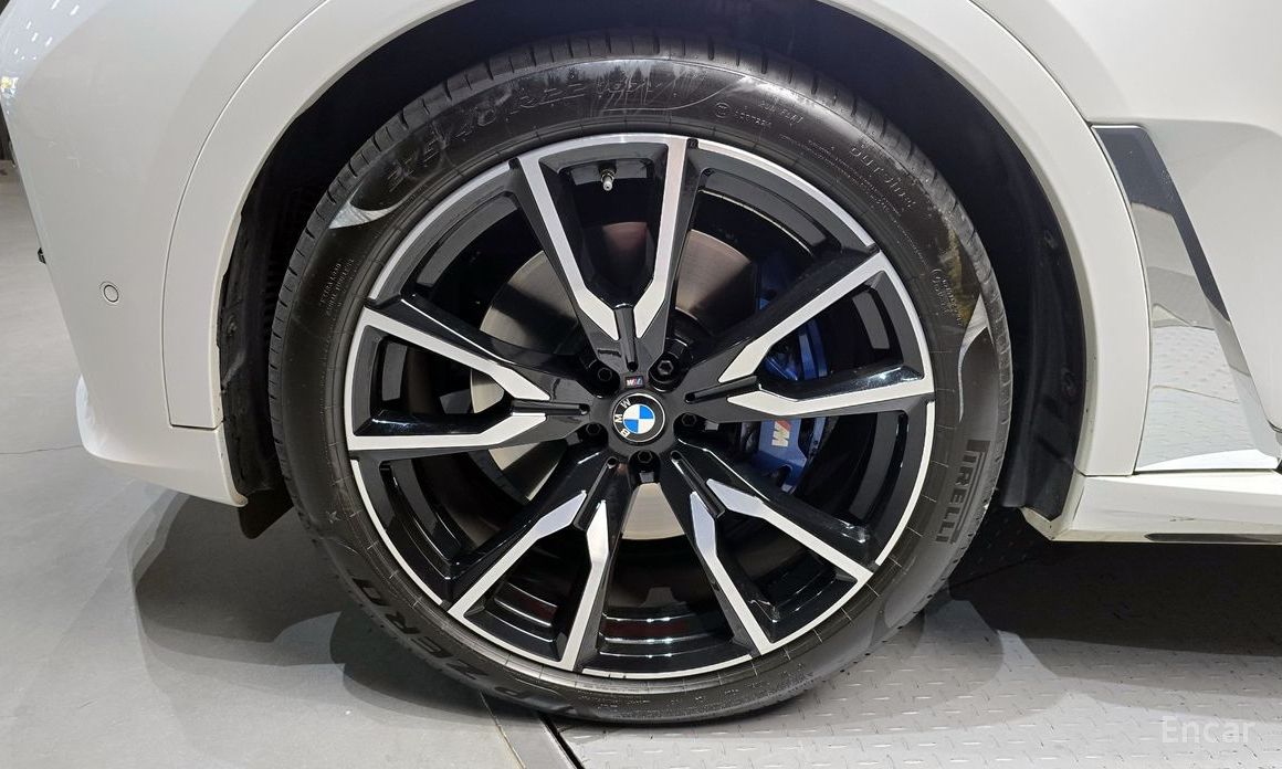 2022 BMW X7 I (G07) xDrive 40i M Sport 6STR с пробегом 26 713 км
