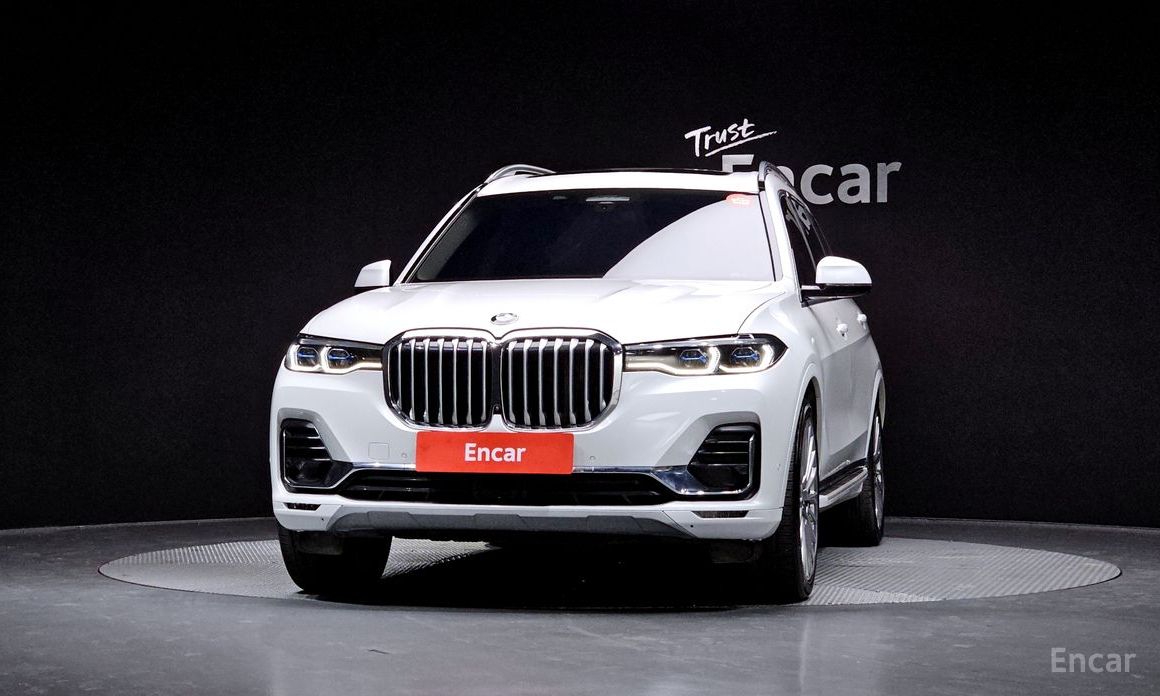 2022 BMW X7 I (G07) xDrive 40i Design Pure Excellence 6-Seater с пробегом 113 857 км