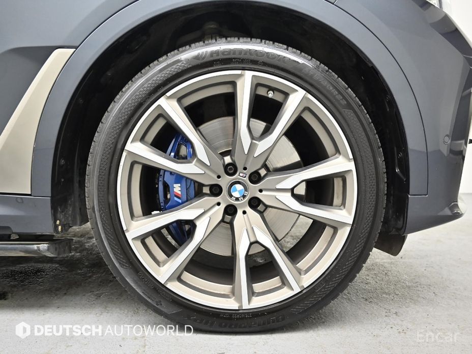 2022 BMW X7 I (G07) M50i 6STR с пробегом 97 929 км