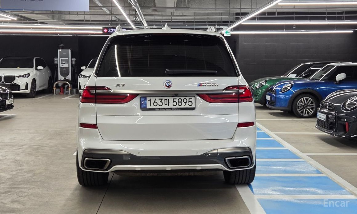 2022 BMW X7 I (G07) M50i 6STR с пробегом 44 400 км