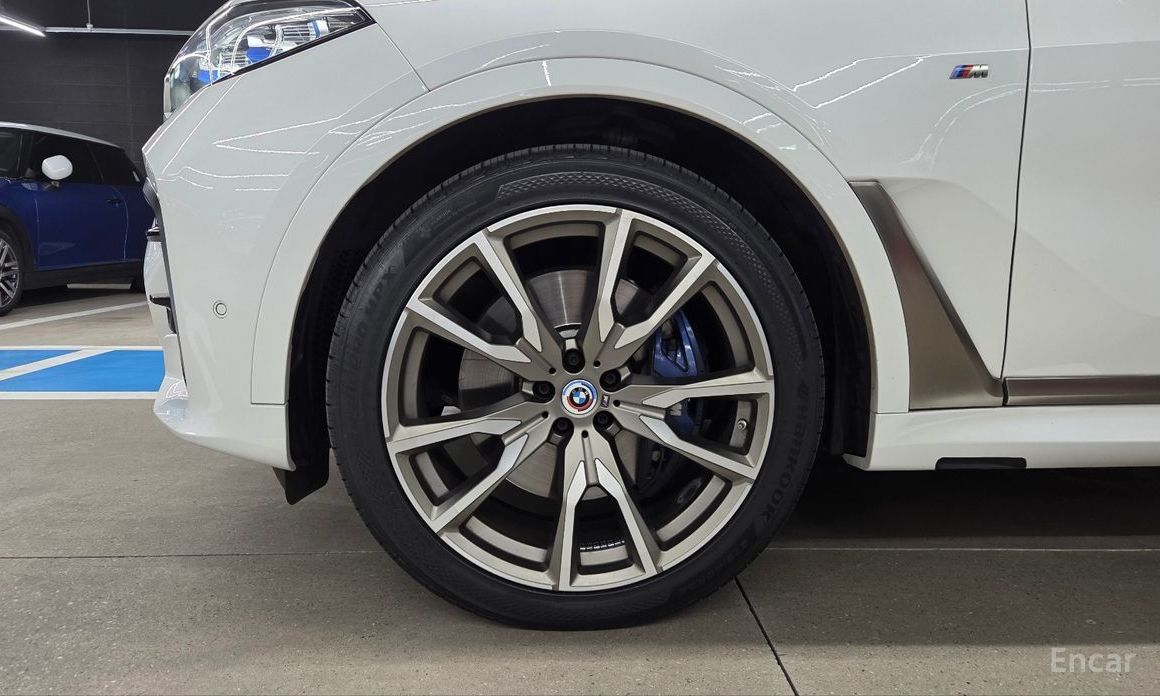 2022 BMW X7 I (G07) M50i 6STR с пробегом 44 400 км