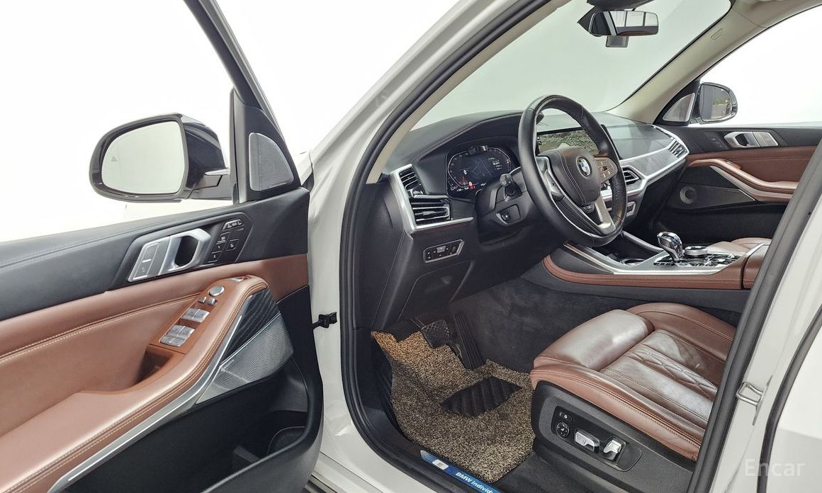 2022 BMW X7 I (G07) xDrive 40d Design Pure Excellence 7-Seater с пробегом 37 332 км