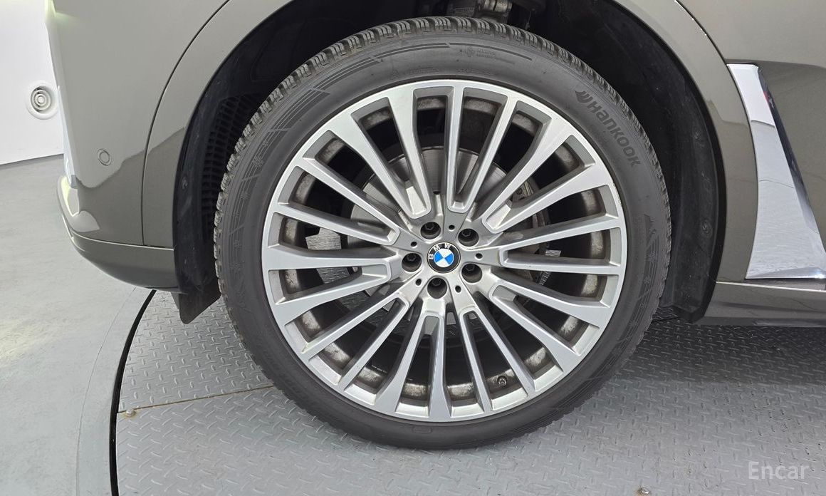 2022 BMW X7 I (G07) xDrive 40i Design Pure Excellence 7-Seater с пробегом 58 796 км