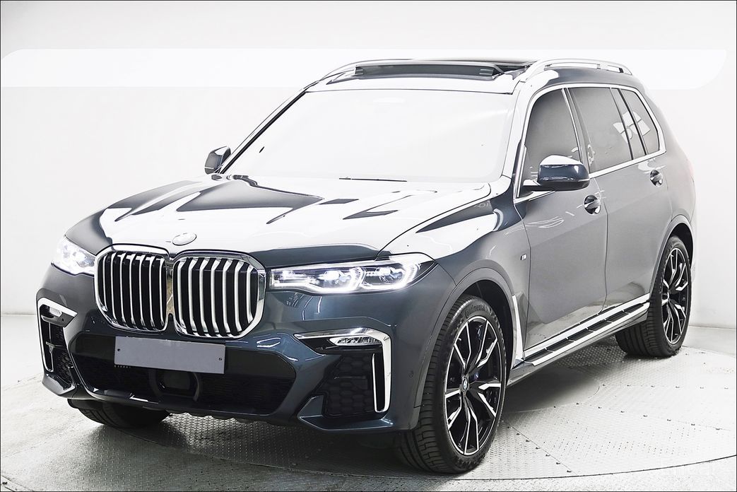 2022 BMW X7 I (G07) xDrive 40i M Sport 6STR с пробегом 26 514 км