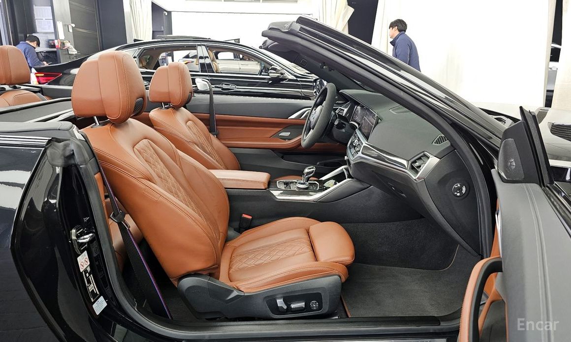 2022 BMW 4 серии G22, G23, G26 M440i xDrive Online Exclusive Convertible с пробегом 25 495 км