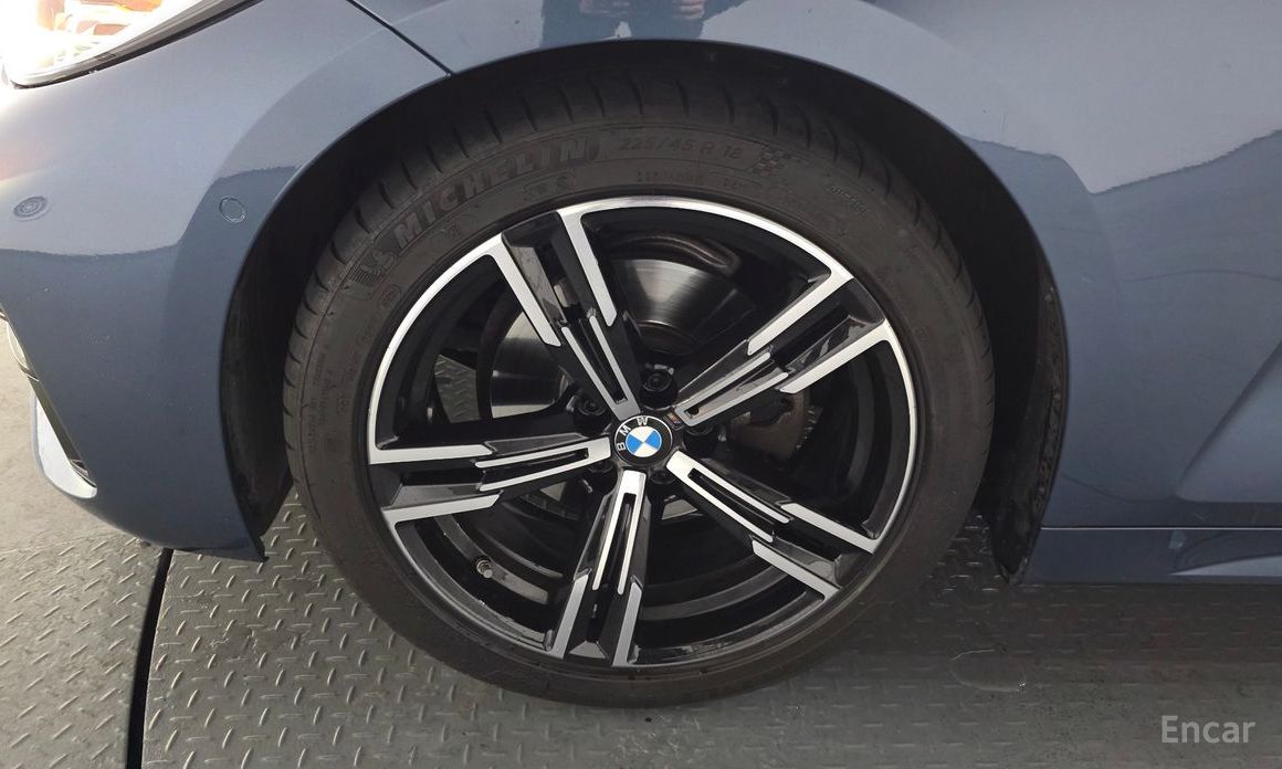 2022 BMW 4 серии G22, G23, G26 420i M Sport Convertible с пробегом 24 036 км