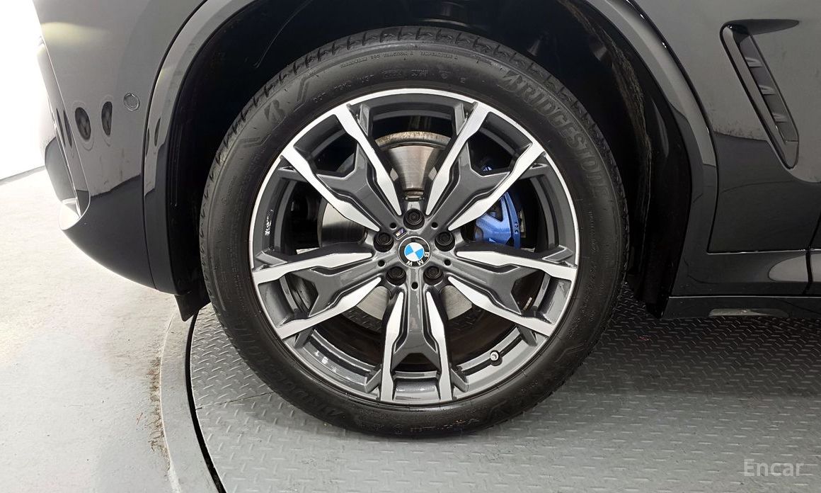2024 BMW X4 II (G02) Рестайлинг xDrive20i M Sport с пробегом 8 932 км