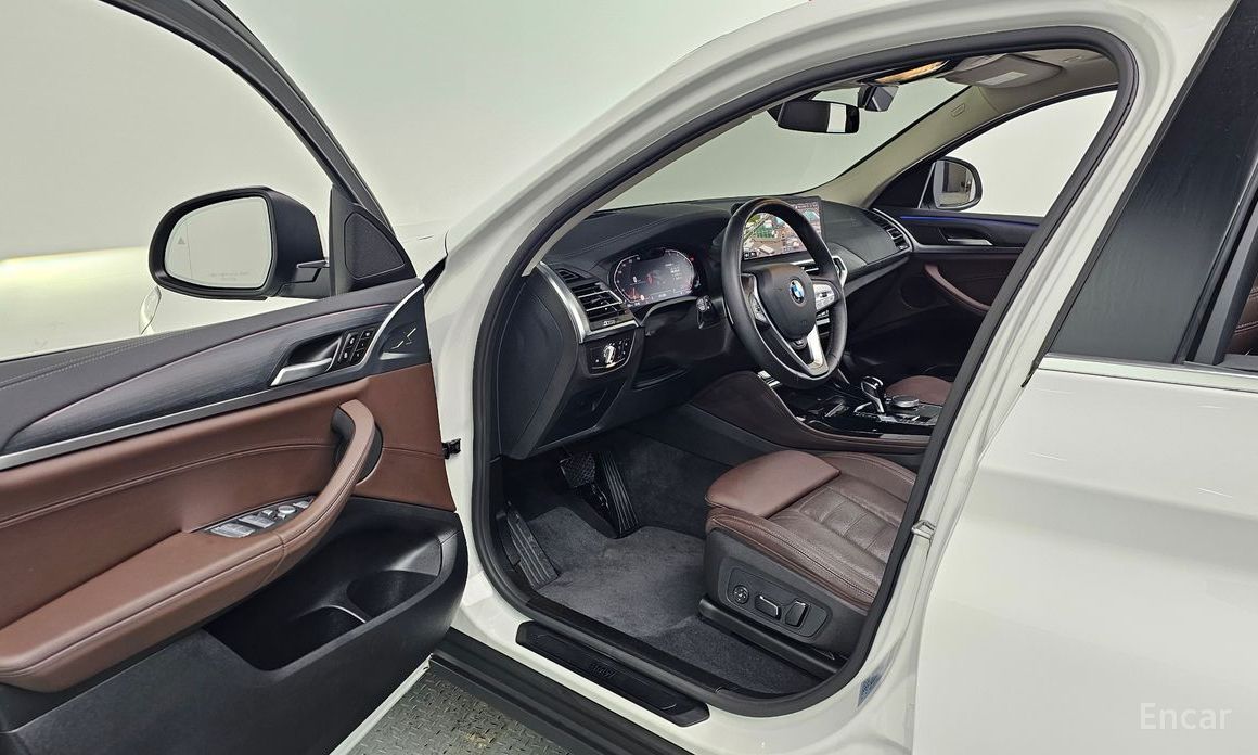 2025 BMW X4 II (G02) Рестайлинг xDrive20i xLine с пробегом 8 768 км