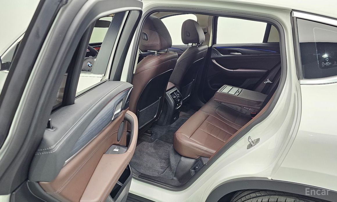 2025 BMW X4 II (G02) Рестайлинг xDrive20i xLine с пробегом 8 768 км