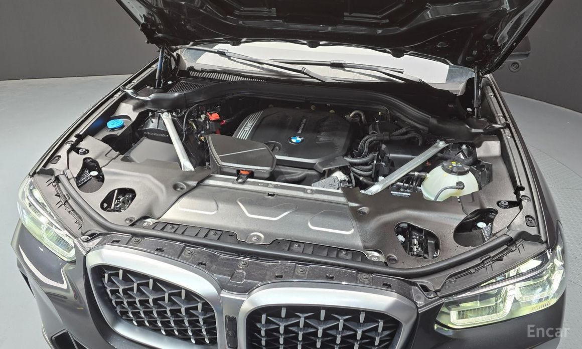 2025 BMW X4 II (G02) Рестайлинг xDrive20d M Sport с пробегом 9 175 км