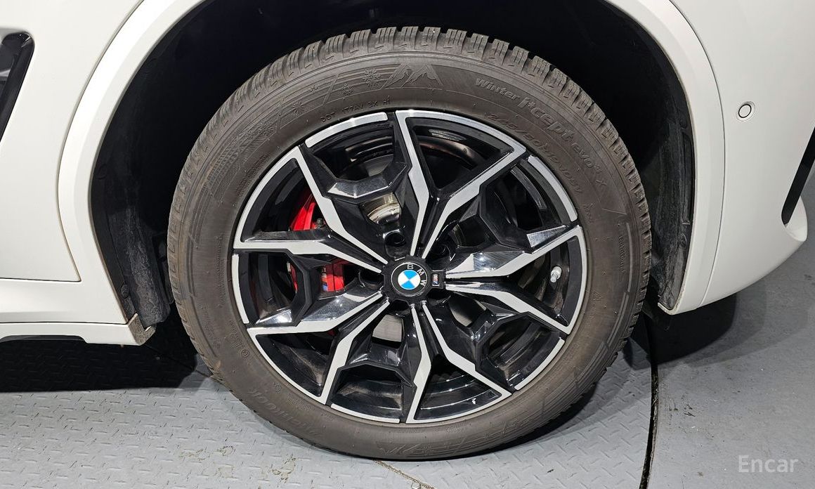 2024 BMW X4 II (G02) Рестайлинг xDrive20i M Sports Pro с пробегом 14 359 км