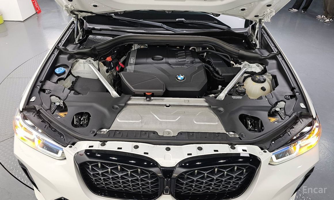 2023 BMW X4 II (G02) Рестайлинг xDrive20i M Sports Pro с пробегом 26 778 км
