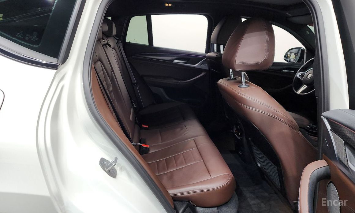 2023 BMW X4 II (G02) Рестайлинг xDrive20i M Sports Pro с пробегом 29 890 км