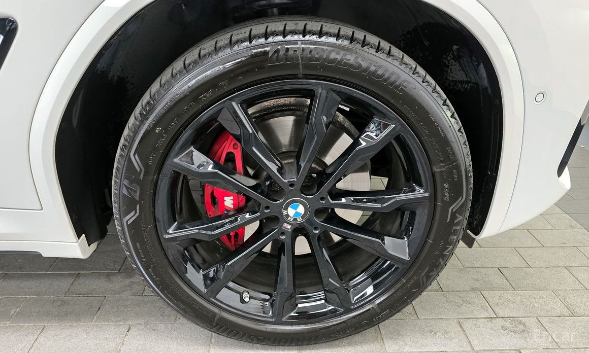 2025 BMW X4 II (G02) Рестайлинг xDrive20i M Sports Pro с пробегом 9 698 км