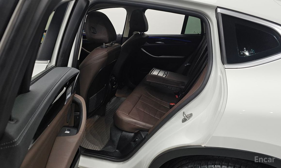 2023 BMW X4 II (G02) Рестайлинг xDrive20i xLine с пробегом 29 203 км
