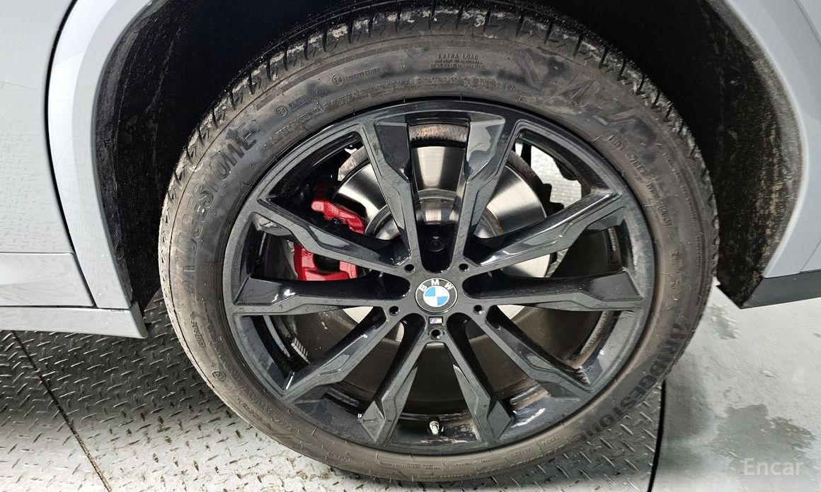 2025 BMW X4 II (G02) Рестайлинг xDrive20i M Sport Pro Special Edition с пробегом 12 542 км
