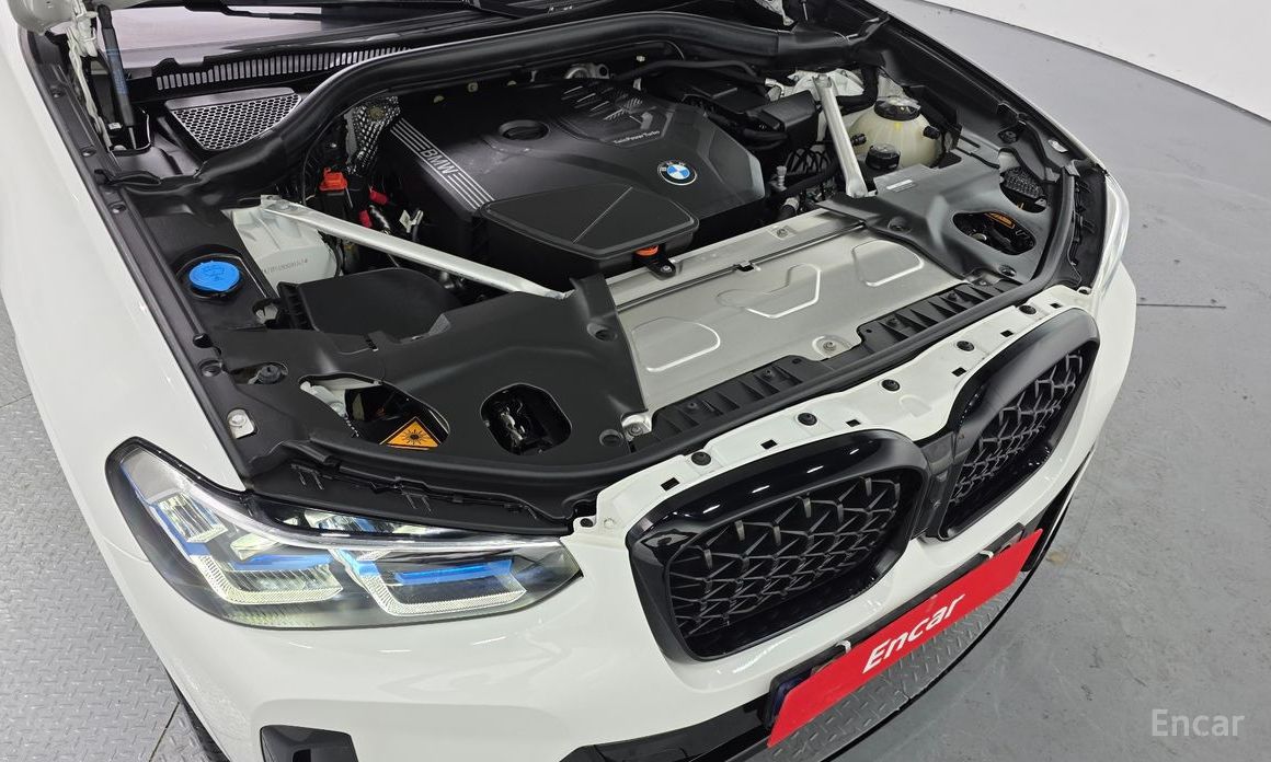 2023 BMW X4 II (G02) Рестайлинг xDrive20i M Sports Pro с пробегом 40 024 км