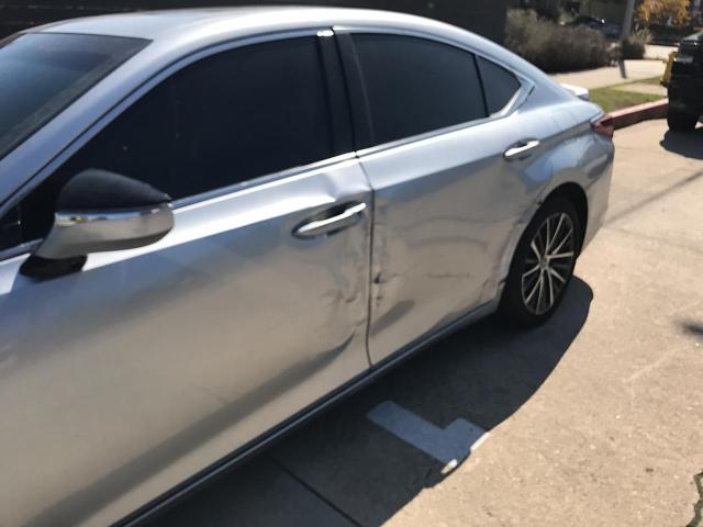 LEXUS ES 300H BASE 2023