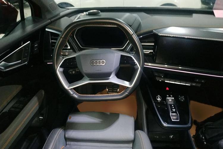 AUDI Q4 E-TRON Creative Edition 2022