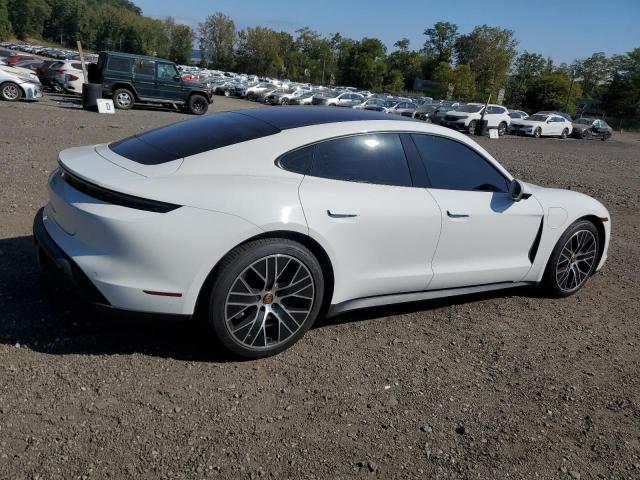 PORSCHE TAYCAN 2021