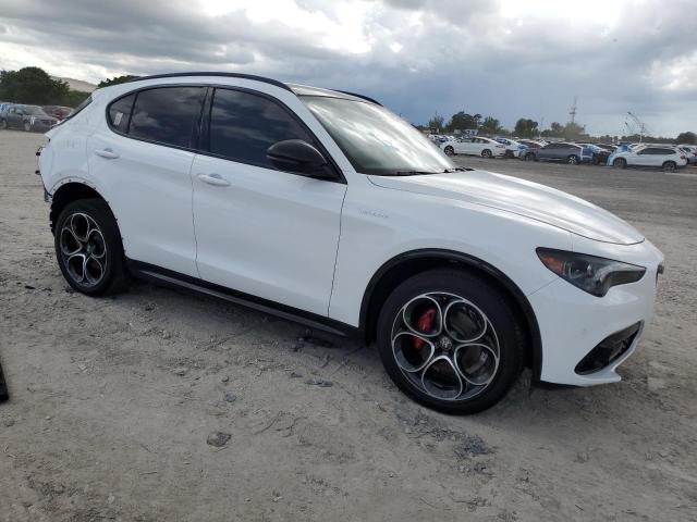 ALFA ROMEO STELVIO TI 2023