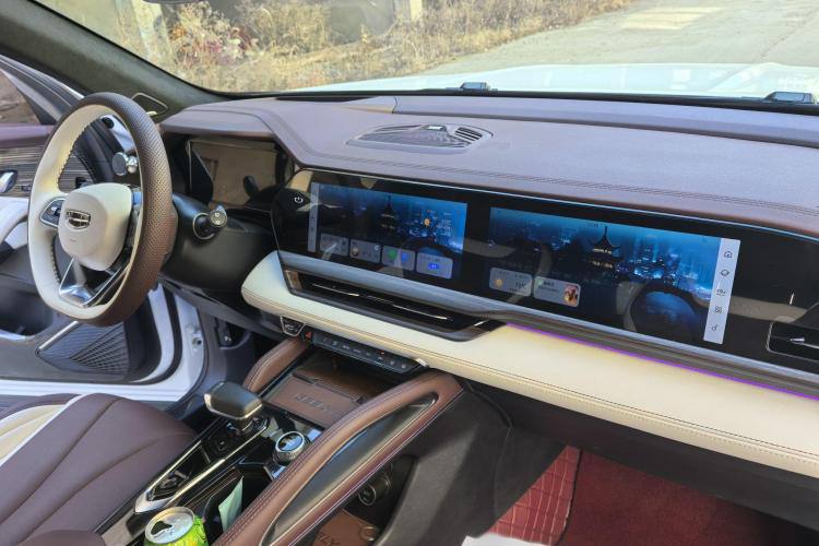 Geely Monjaro 2021