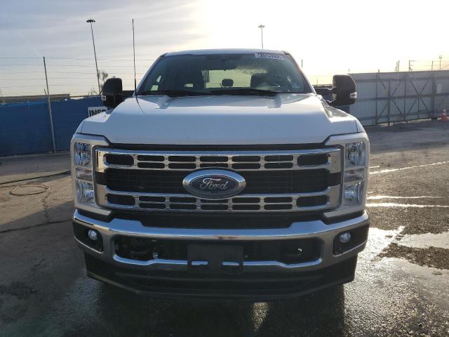 FORD F250 SUPER DUTY 2024