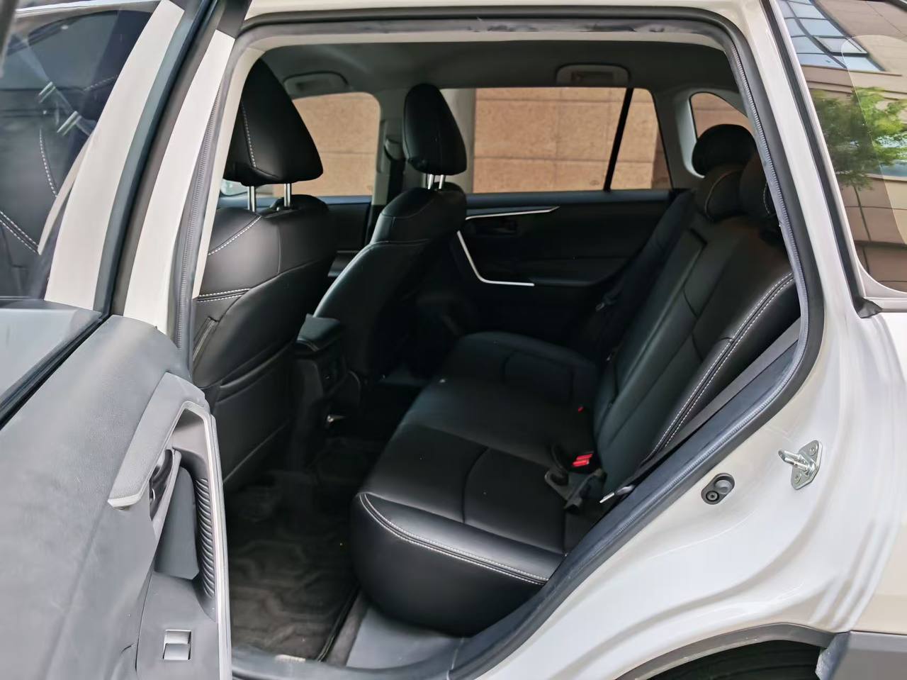 TOYOTA RAV4 2022