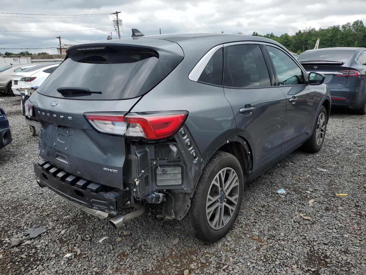 FORD ESCAPE SEL 2022
