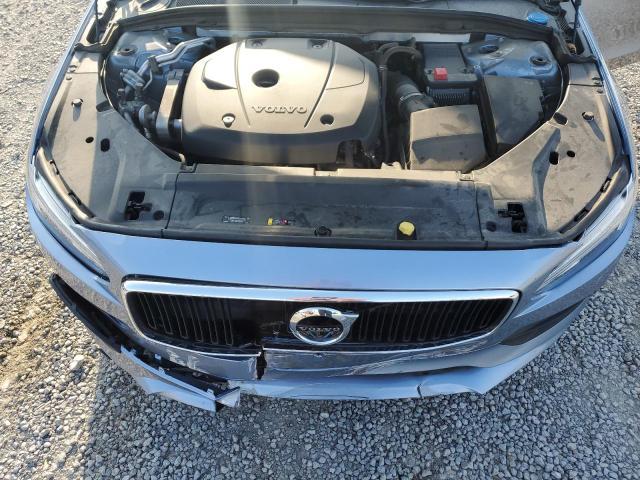 VOLVO S90 T5 MOMENTUM 2017