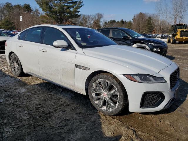 JAGUAR XF R-DYNAMIC SE 2021