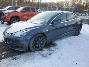 TESLA MODEL 3 2020