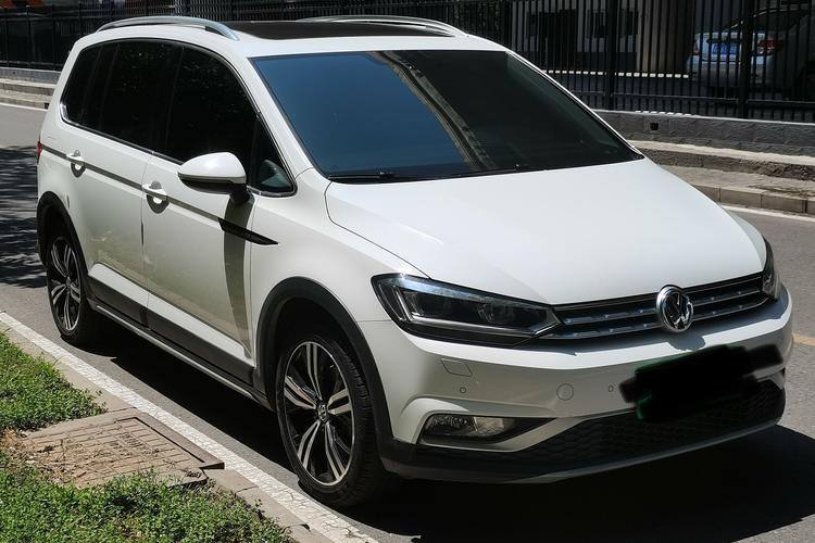 VOLKSWAGEN TOURAN L 280TSI 2018