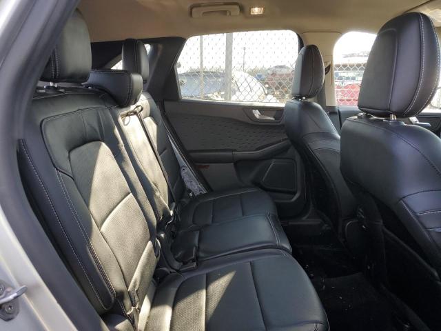 FORD ESCAPE TITANIUM 2020