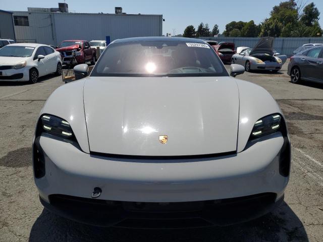 PORSCHE TAYCAN 2023