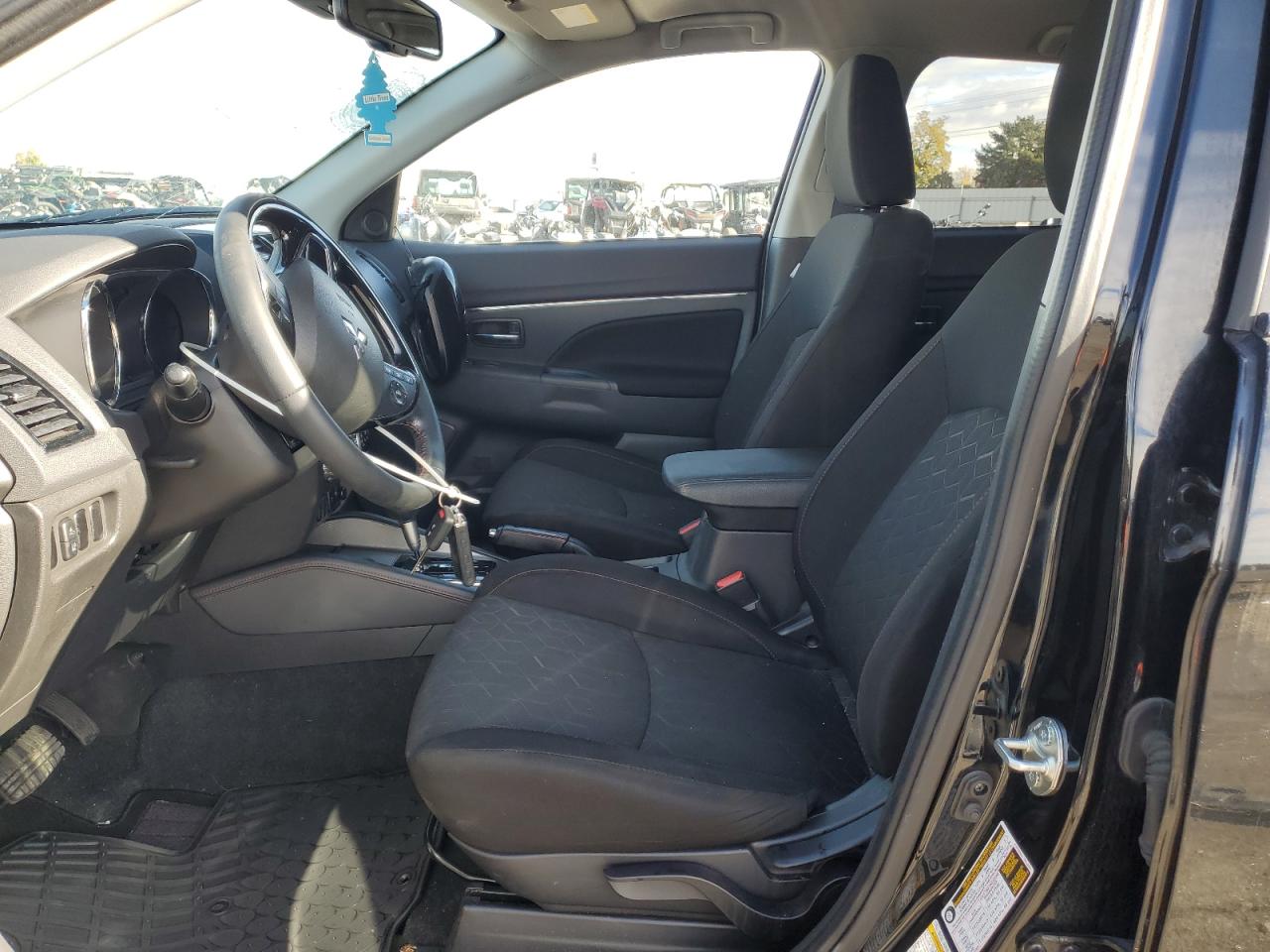 MITSUBISHI OUTLANDER SPORT ES 2021