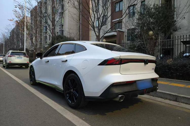 Changan UNI-V 2022
